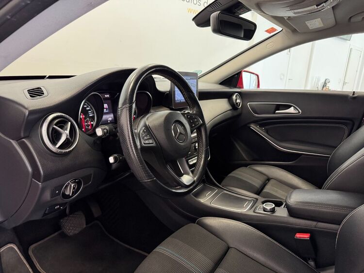 Mercedes Clase CLA 200d foto 14