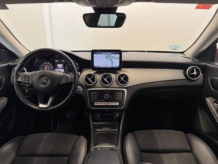 Mercedes Clase CLA 200d foto 26