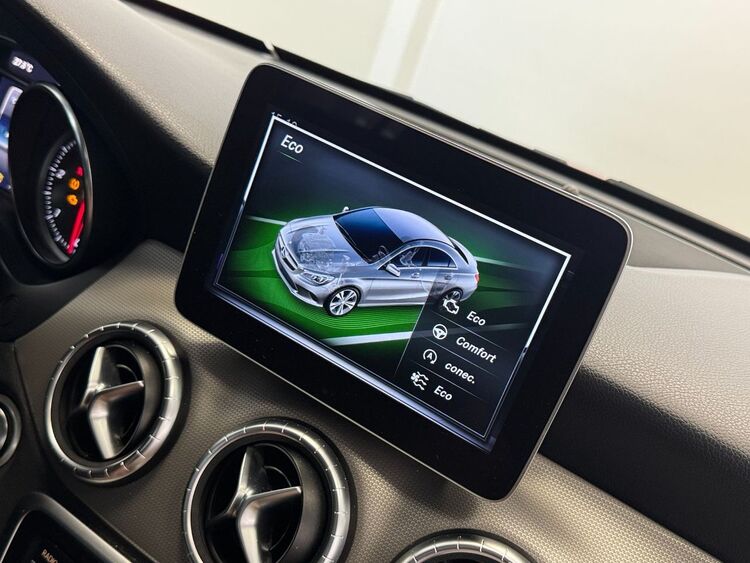Mercedes Clase CLA 200d foto 32