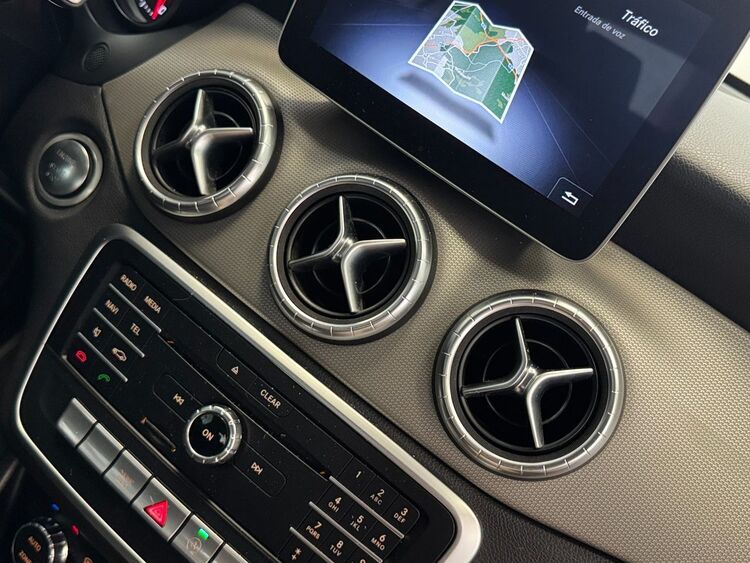 Mercedes Clase CLA 200d foto 34