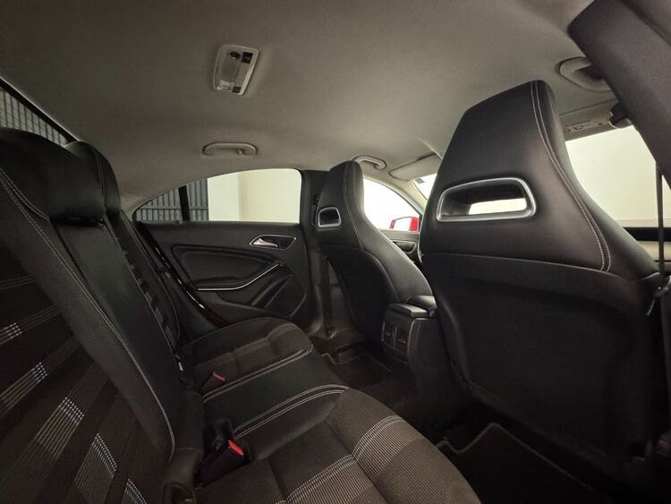 Mercedes Clase CLA 200d foto 39