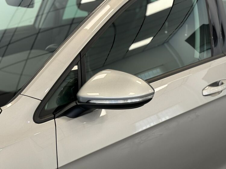 Volkswagen Golf ADVANCE foto 49
