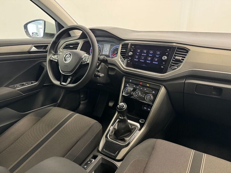 Volkswagen T-Roc ADVANCE foto 12