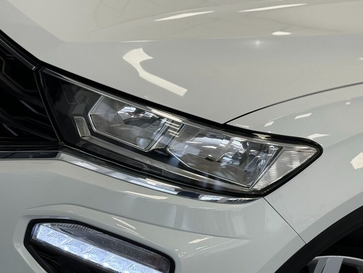 Volkswagen T-Roc ADVANCE foto 45