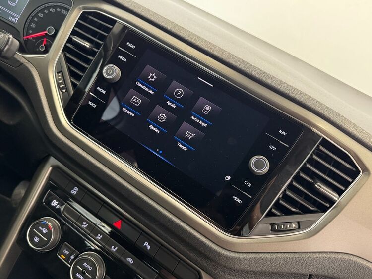 Volkswagen T-Roc ADVANCE STYLE foto 36