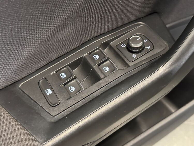 Volkswagen T-Roc ADVANCE foto 16