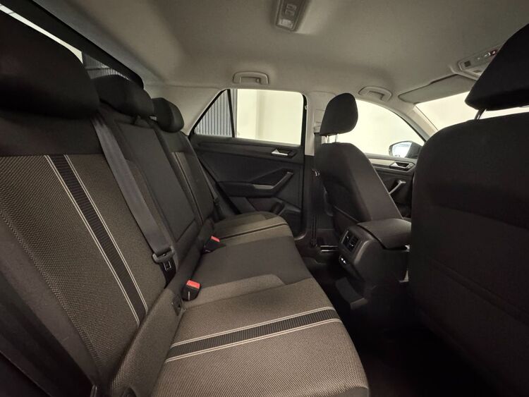 Volkswagen T-Roc ADVANCE foto 40