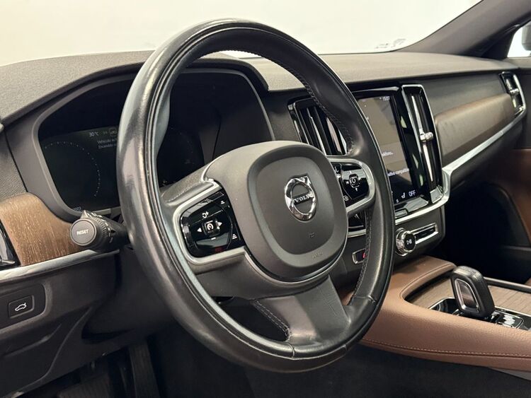 Volvo V90 B4 foto 18