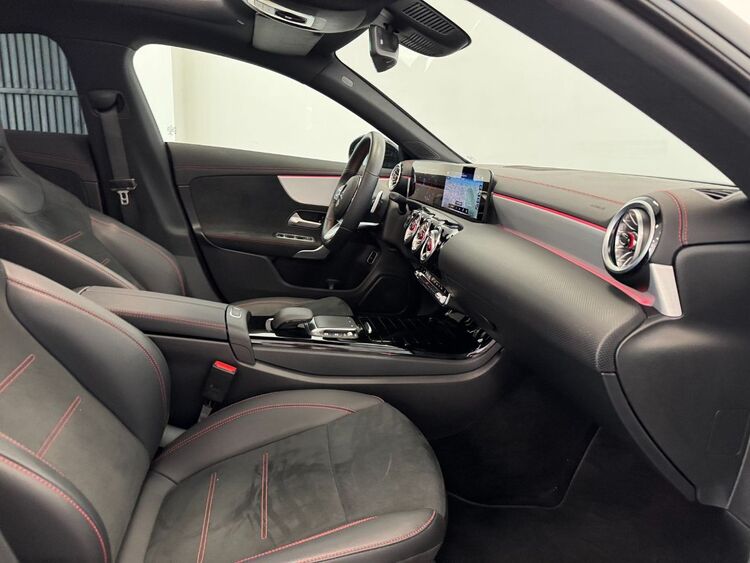Mercedes CLA AMG foto 29