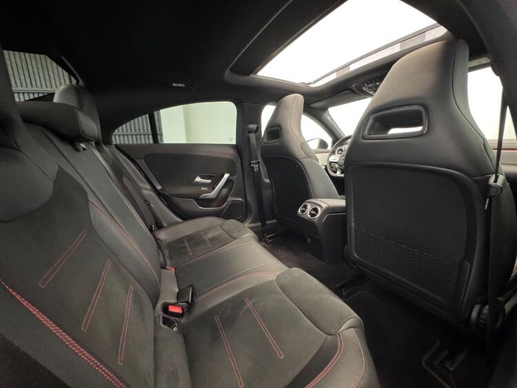 Mercedes CLA AMG foto 43