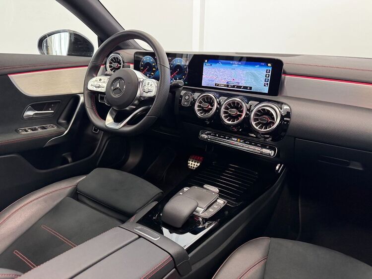Mercedes CLA AMG foto 11