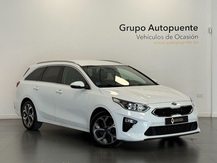 Kia Ceed TECH foto 2
