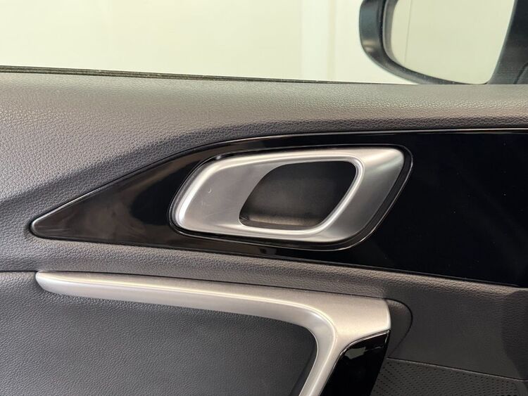 Kia Ceed TECH foto 17