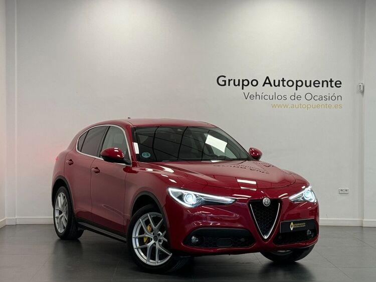 Alfa Romeo Stelvio EXECUTIVE 4WD foto 2