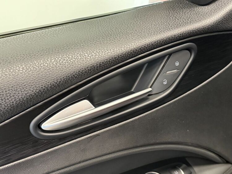 Alfa Romeo Stelvio EXECUTIVE 4WD foto 16