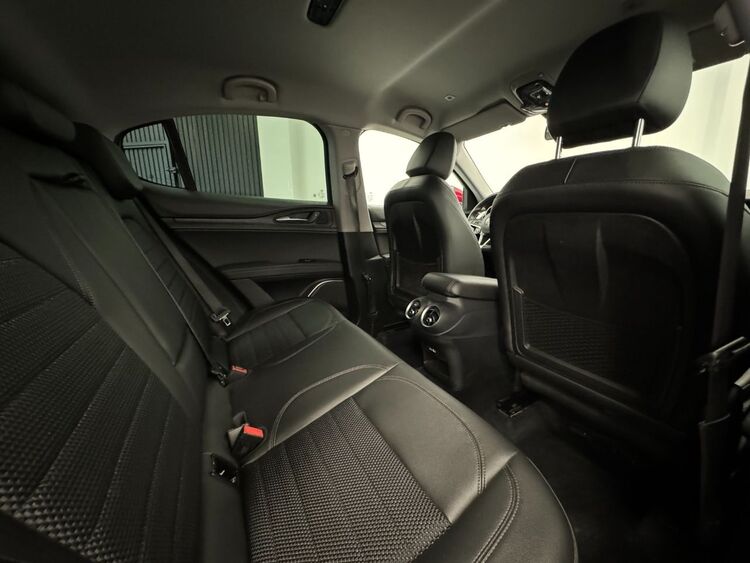 Alfa Romeo Stelvio EXECUTIVE 4WD foto 42