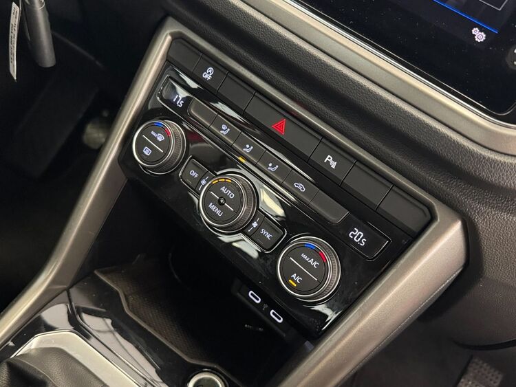 Volkswagen T-Roc R LINE foto 36