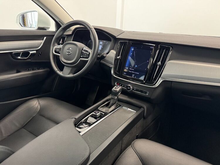 Volvo V90 MOMENTUM AUTO foto 12