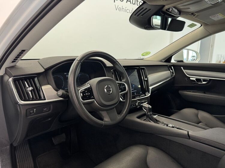 Volvo V90 MOMENTUM AUTO foto 14