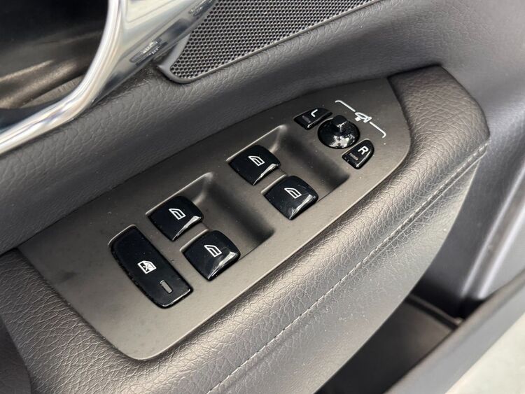Volvo V90 MOMENTUM AUTO foto 17