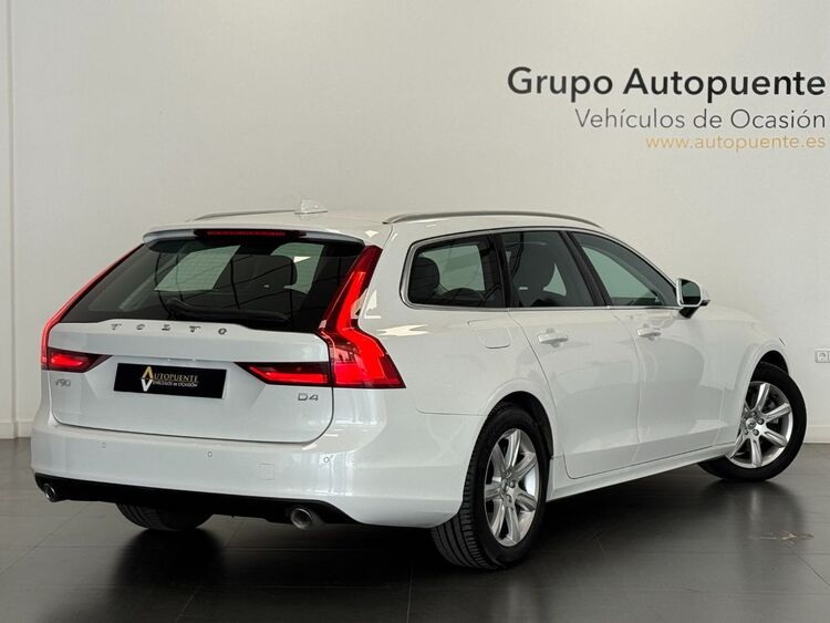 Volvo V90 MOMENTUM AUTO foto 4