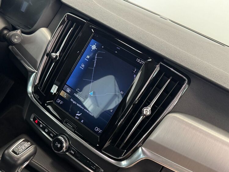 Volvo V90 MOMENTUM AUTO foto 35