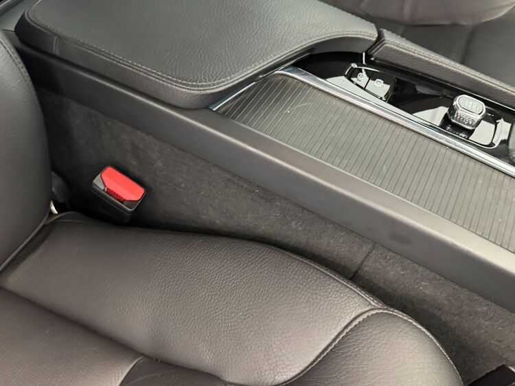 Volvo V90 MOMENTUM AUTO foto 41