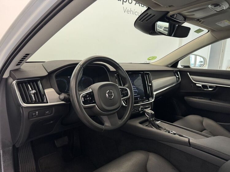 Volvo V90 MOMENTUM AUTO foto 8