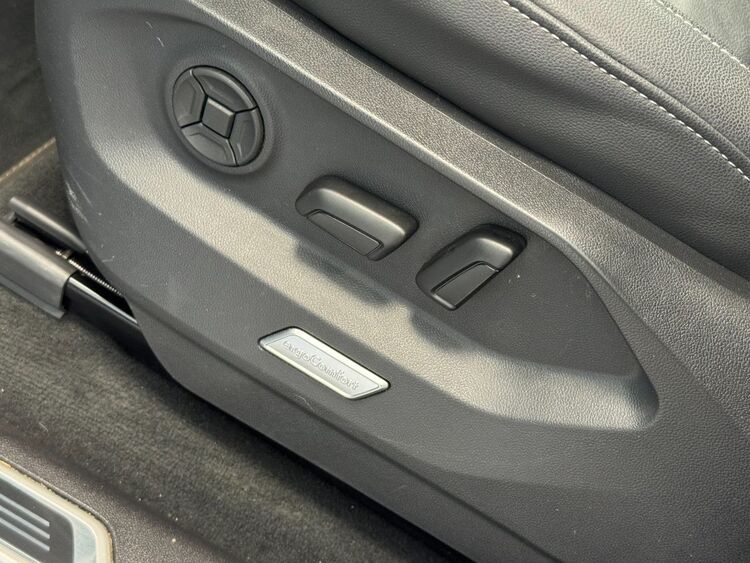 Volkswagen Touareg R LINE foto 25