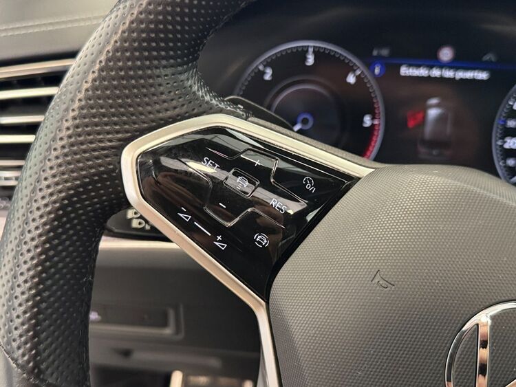 Volkswagen Touareg R LINE foto 29