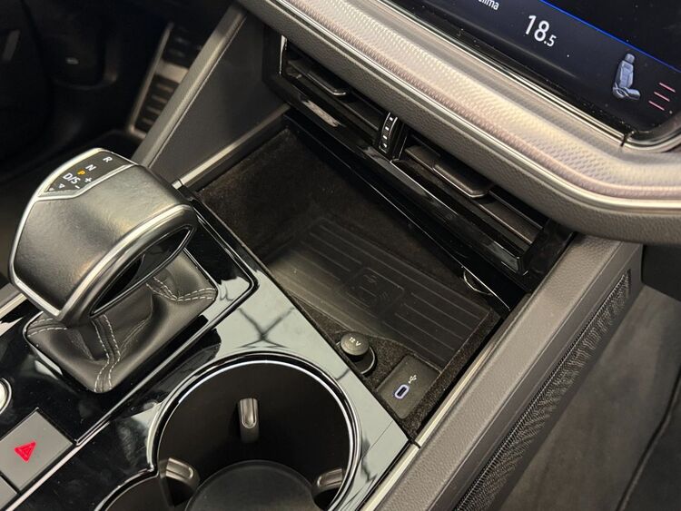 Volkswagen Touareg R LINE foto 45