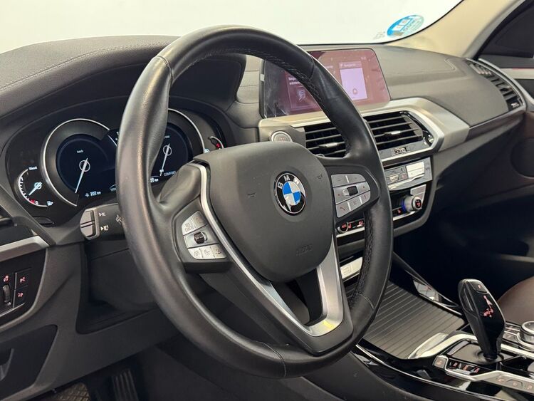 BMW X3 LUXURY LINE foto 21
