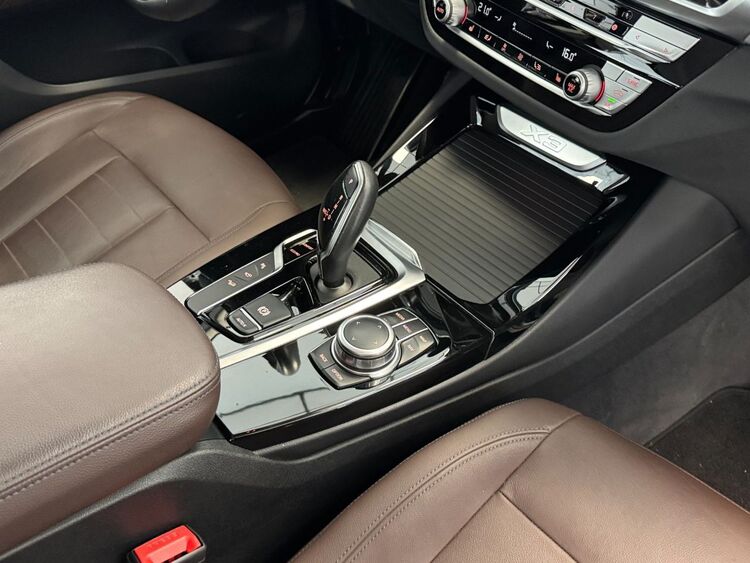 BMW X3 LUXURY LINE foto 52