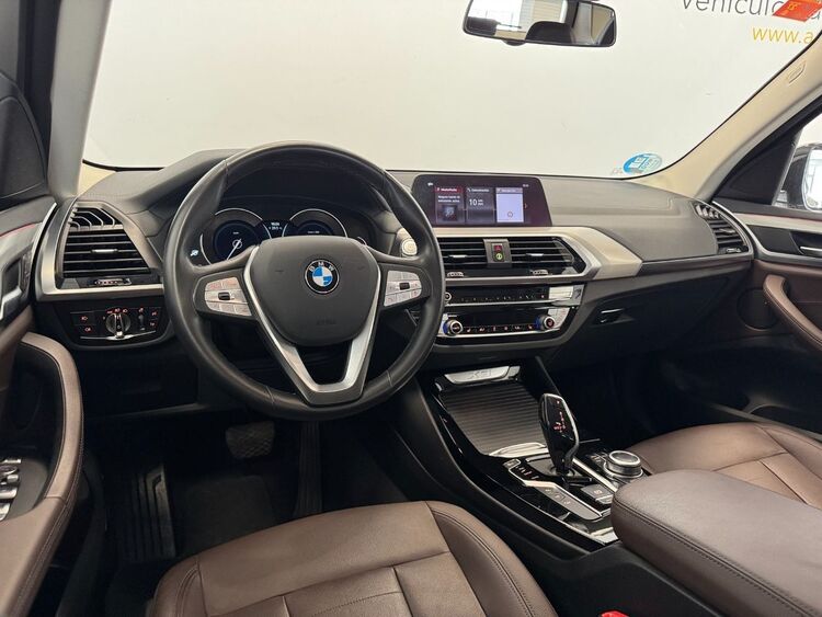 BMW X3 LUXURY LINE foto 9