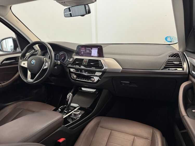 BMW X3 LUXURY LINE foto 11