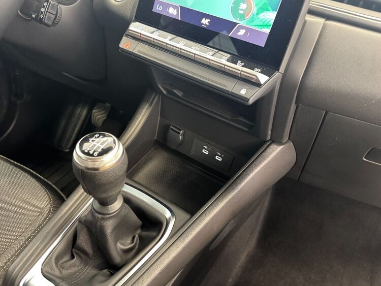 Renault Captur TECHNO foto 41