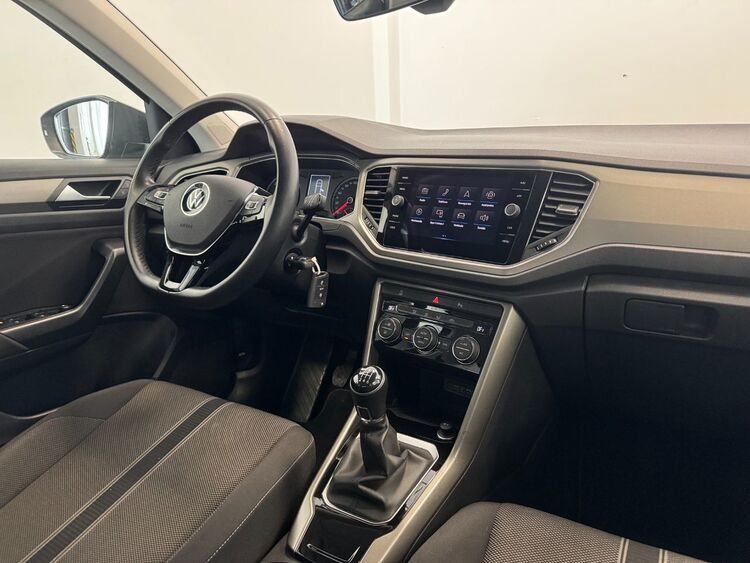 Volkswagen T-Roc ADVANCE foto 12