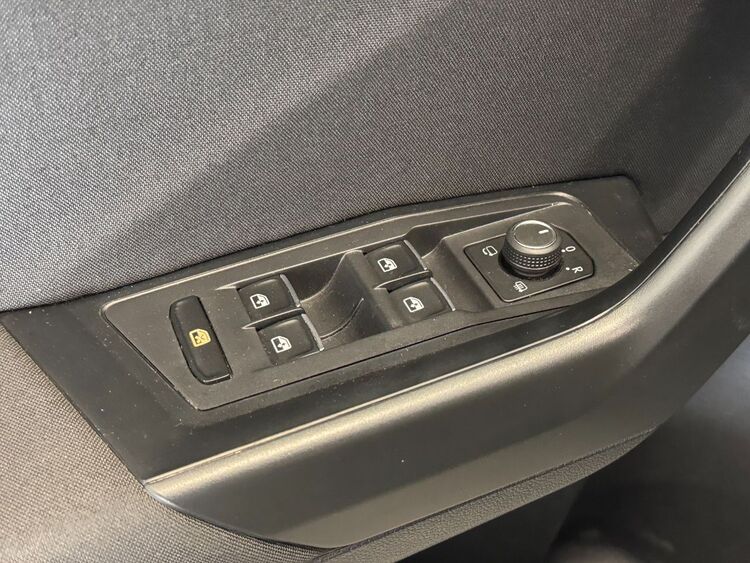 Volkswagen T-Roc ADVANCE foto 16