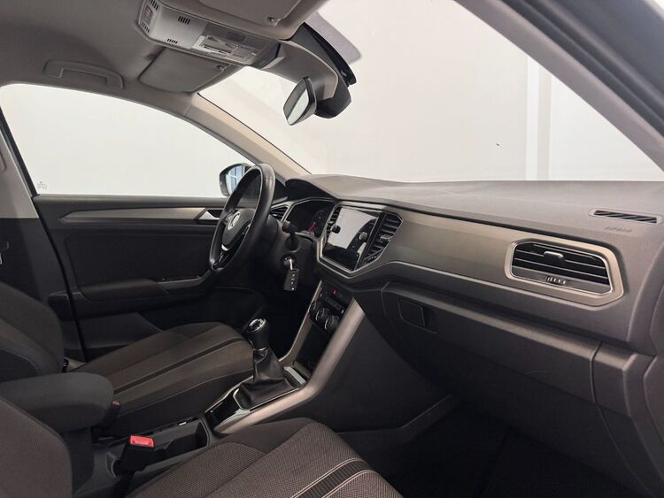 Volkswagen T-Roc ADVANCE foto 27