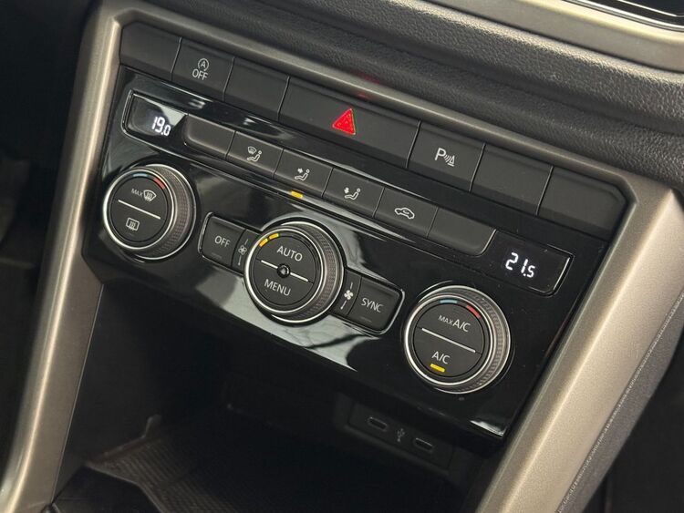 Volkswagen T-Roc ADVANCE foto 36