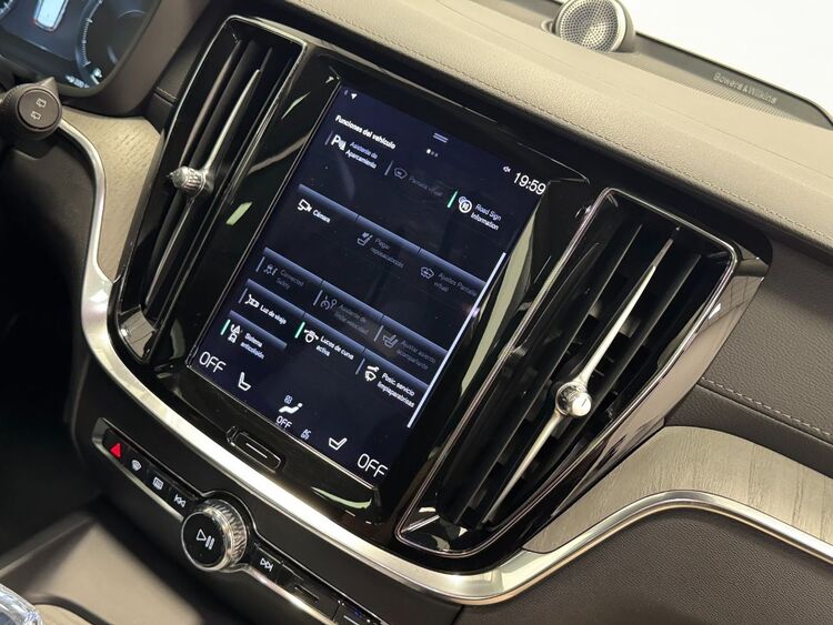 Volvo V60 INSCRIPTION AUTO foto 36