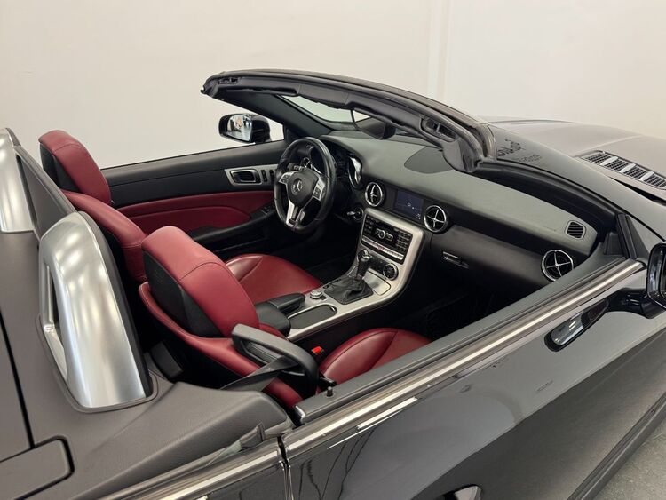 Mercedes Clase SLK AMG foto 12