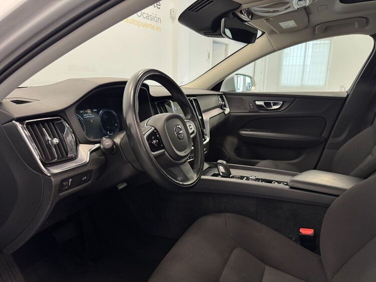 Volvo V60 AWD AUTO foto 15