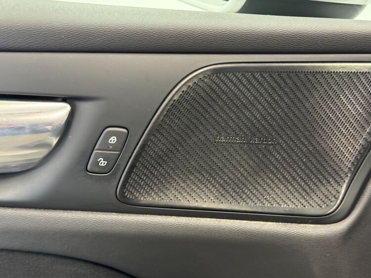 Volvo V60 AWD AUTO foto 18