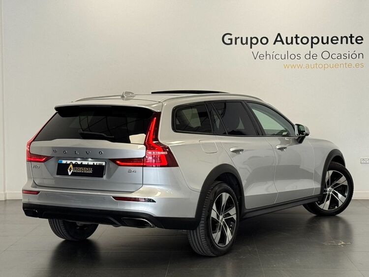 Volvo V60 AWD AUTO foto 4