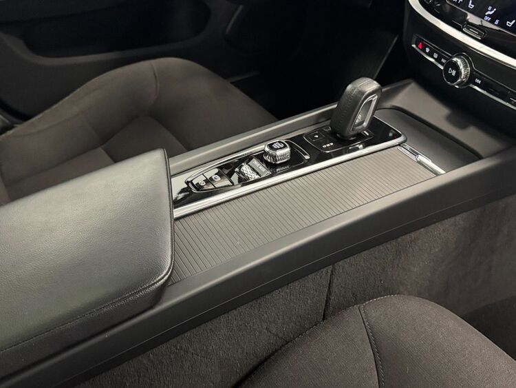 Volvo V60 AWD AUTO foto 39