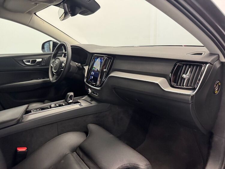 Volvo V60 PLUS DARK AUTO foto 25