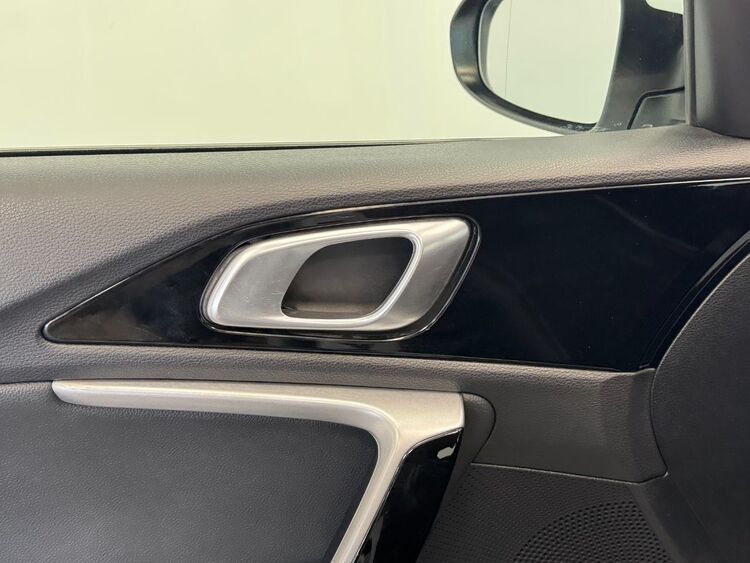 Kia XCeed TECH foto 17