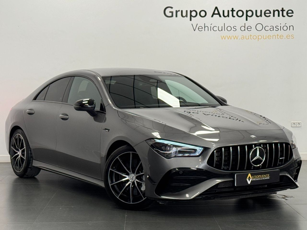 Mercedes CLA AMG foto 2