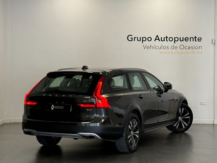 Volvo V90 D4 AWD AUTO foto 4